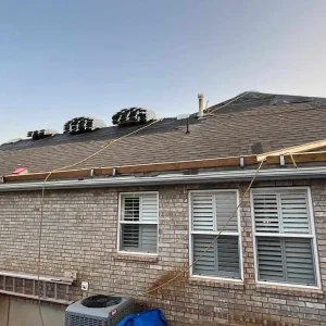 Roofing-contractors-Layton